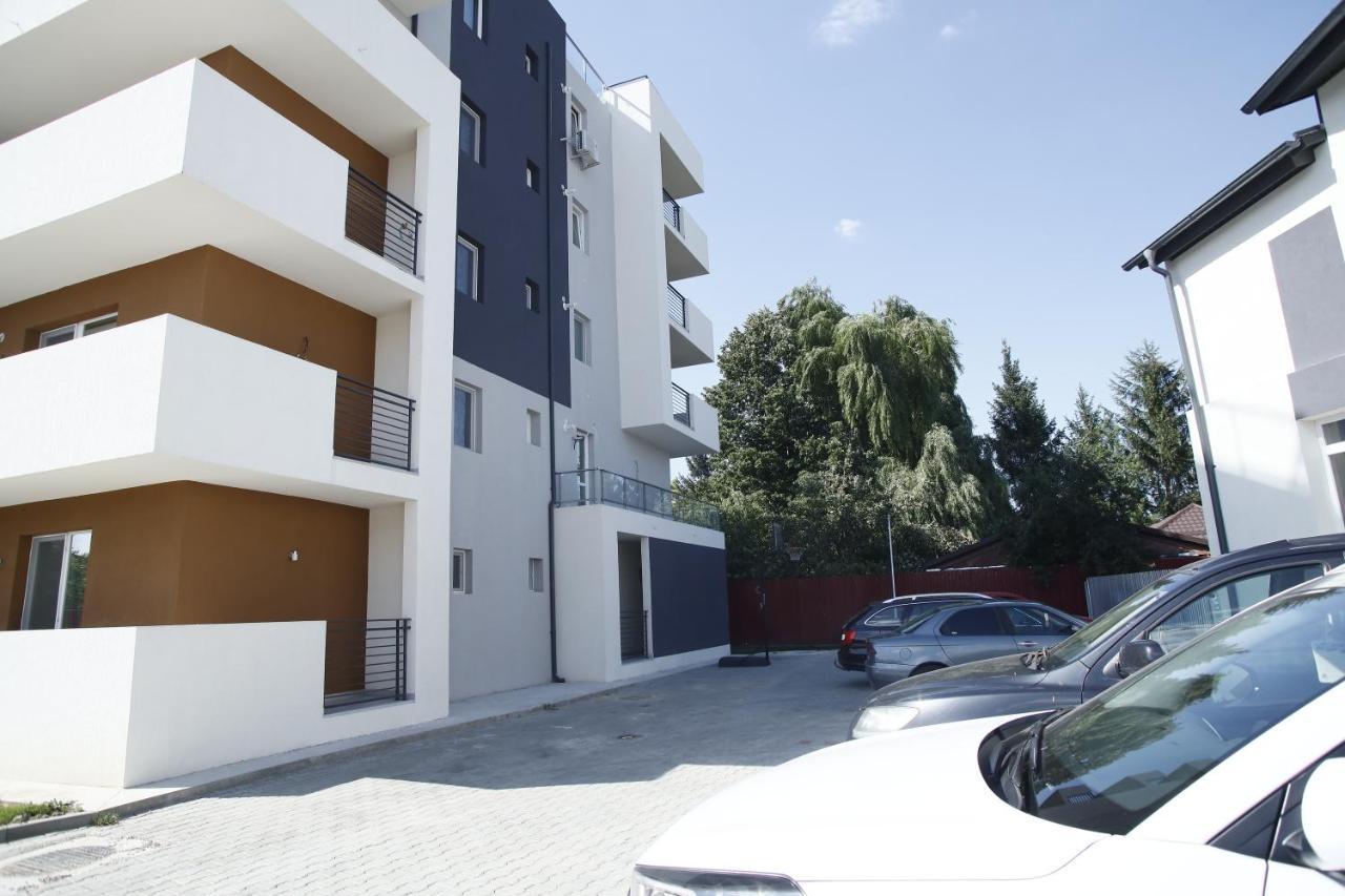 Lar Apartment Focşani Buitenkant foto