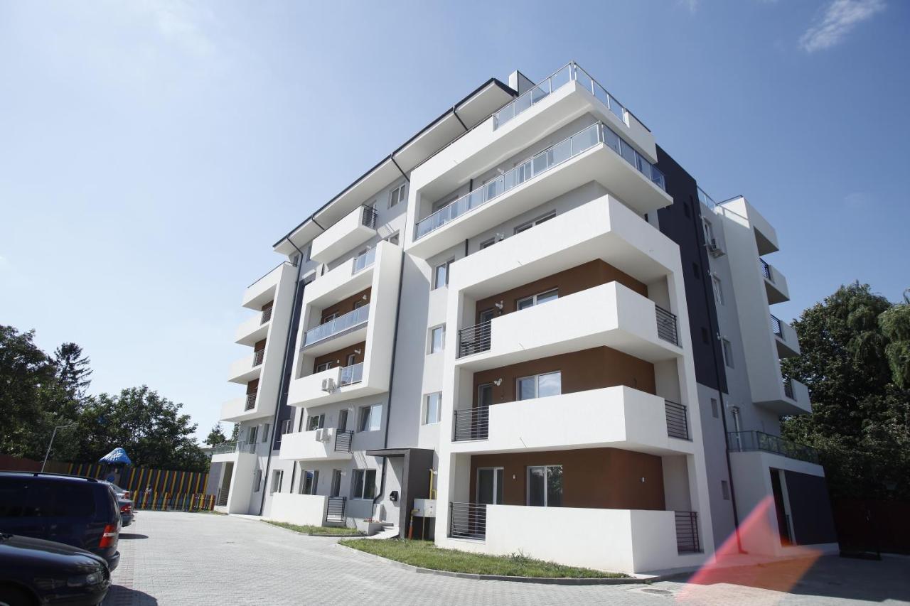 Lar Apartment Focşani Buitenkant foto
